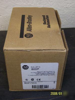 New in box 800P-F2CA allen bradley 800PF2CA G303