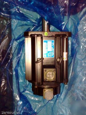 New sanyo denki servo motor 61BM120 , open box