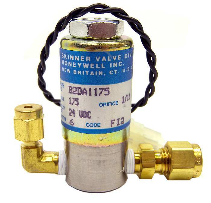 Honeywell skinner 2-way solenoid valve 24VDC / fittings