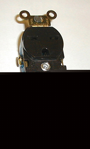 Leviton 5662 duplex receptacle 15A 250V lot of 10