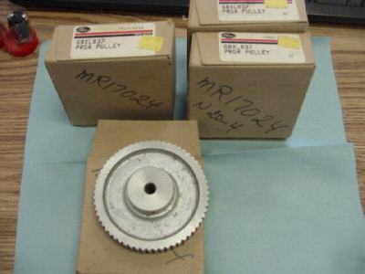 New lot of gates model: 60XL037 prgr pulleys. 4 <