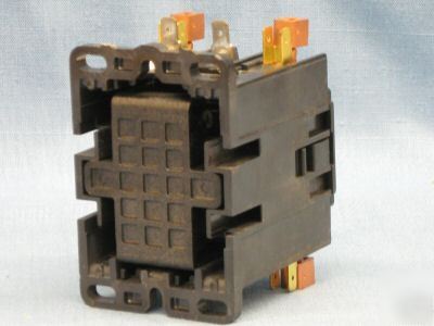 Square d definite purpose contactor 8910DPA42V09 5B111