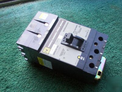 A square d i-line Q232200 breaker 240 v 200 a Q2 32200H