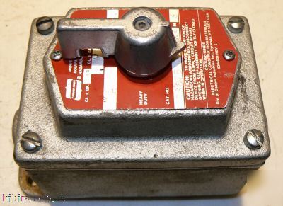 Crouse hinds DS675 explosion proof 3 position switch