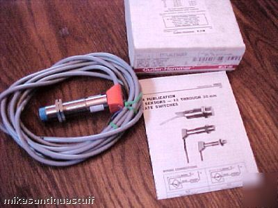 Cutler hammer E57LAL18A2ER proximity sensor,right angle