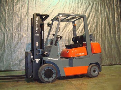 Toyota 8,000 lb forklift 8000 lb fork lift - side shift