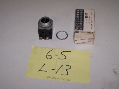 1 allen bradley oil tight pilot control unit 