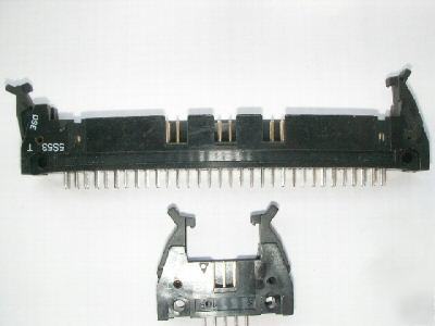 50 pin shrouded idc male header with latch