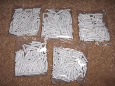 500PK cynwyd b-wire connectors plain white beanies
