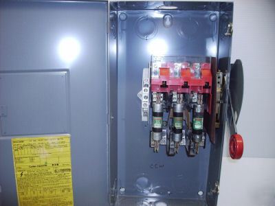Cutler-hammer safety switch disconnect DH323NGK 100 amp