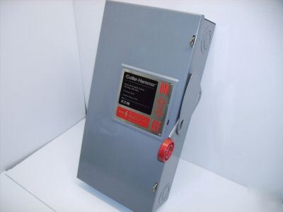 Cutler-hammer safety switch disconnect DH323NGK 100 amp