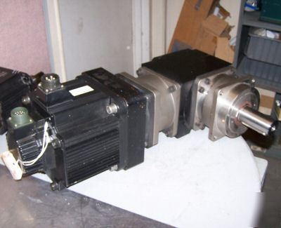 Ormec micron servo motor mac-DB200Q/a + gearbox 20:1 