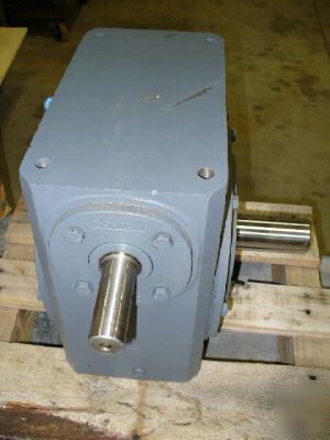  boston gear reducer # 75210J. 15 hp input 10: 1 ratio