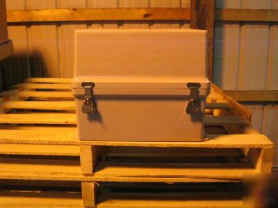 16X14X12: stahlin fiberglass electrical enclosure box