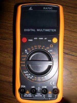 Digital multimeter w/capacitance & temperature - RA70C