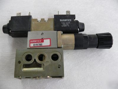 Numatics mark 3 031SS4004 solenoid sandwich valve 24VDC