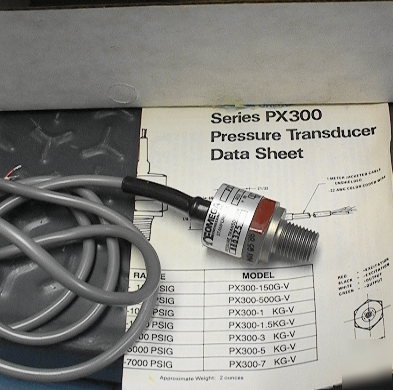 Pressure transducer omega PX300 150 psig 5-10 vdc out