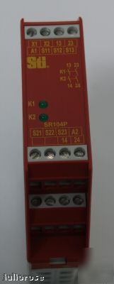 Sti two hand control safety monitoring relay