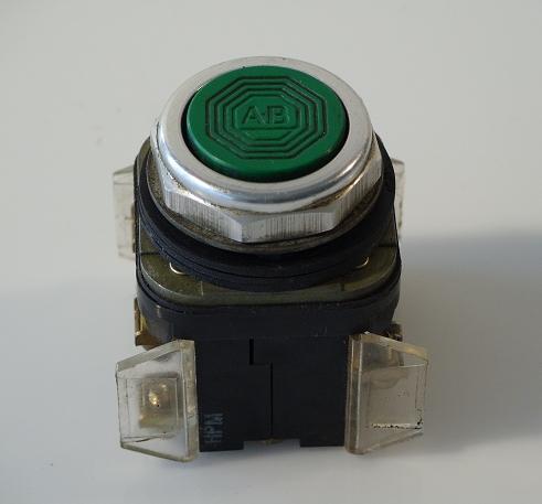 Allen bradley 800T-a ser.t green pushbutton