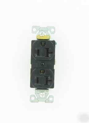 Lot 26 5-20R 20A 2P 3W 125V black duplex receptacle