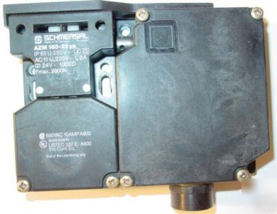 Schmersal azm 160-22YP switch solenoid latching lock