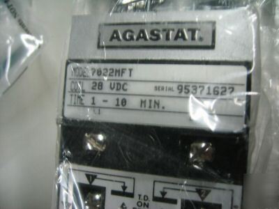 Tyco/agastat relay,timing p/N7022MFT 1-10MIN 28VDC nos