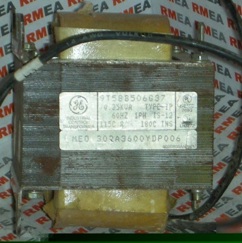 Idi red indicator panel light 1051C1 250V 1/2W lot 21@