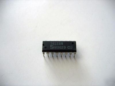 74123N signetics multivibrators 74123 SN74123N ttl ic