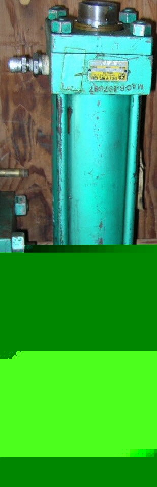 Hydraulic double acting cylinder 4