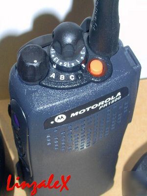 New motorola PR1500 pr-1500 136-174 mhz radio pkg seems 