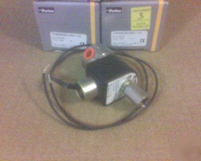 Parker 3-way 24V solenoid fluid valve part# 71395 