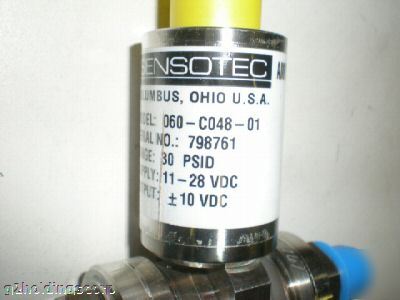 Sensotec amplified transducer 060-C048-01