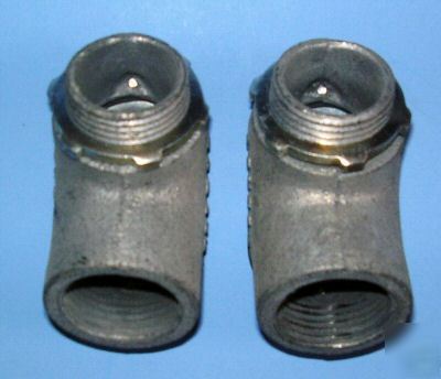 1-inch male/female 90-degree conduit corner adapters