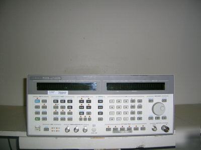 Agilent 8644B high-performance rf signal generator .