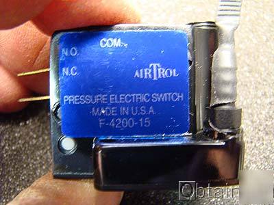 Airtronic pneumatic pressure switch f-4200-15 unused