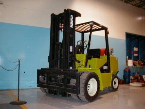 Clark 10,000 lb fork lift pneumatic 10000# forklift 