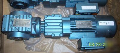 Sew eurodrive DFT80K8/4BM61HR speed reducer