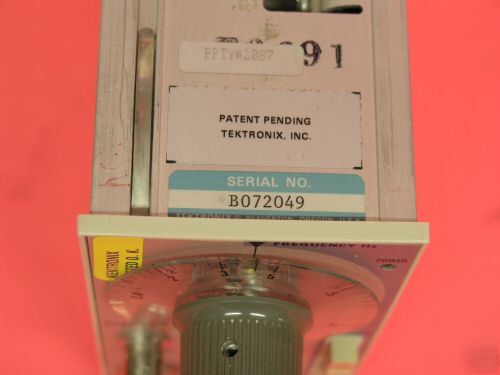 Tektronix SG502 oscillator plug-in. 5HZ to 500KHZ.