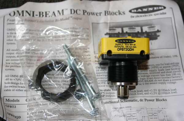 New banner omni-beam dc power block 10-30VDC OPBT2QDH 