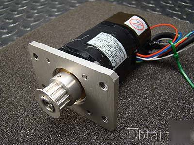 Yaskawa sgm-01L314P, 100V, 100W, 2.2A, ac servo motor