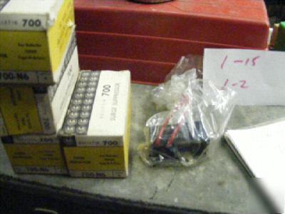 3 allen bradley surge suppresor switch 700-N6