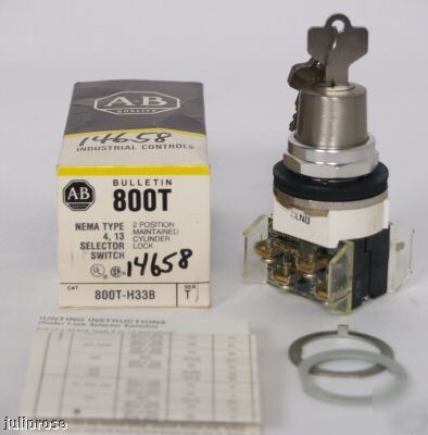 Allen-bradley 800T-H33B 2-pos. keyed selector switch