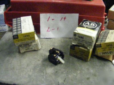 5 allen bradley aux contact blocks 149561