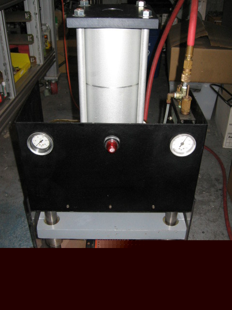 G23644 pneumatic press & keyence kv-16R