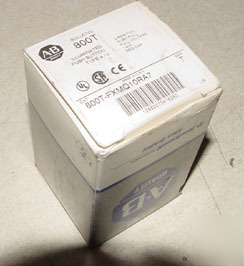 New allen bradley 800T-FXMQ10RA7 e stop switch in box