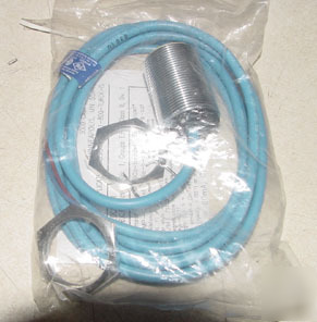 New turck proximity sensor BI10-G30-Y0 5-15VDC