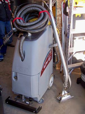 Cfr 400 ultra carpet extractor