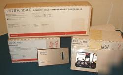 Lot, honeywell temperature controls